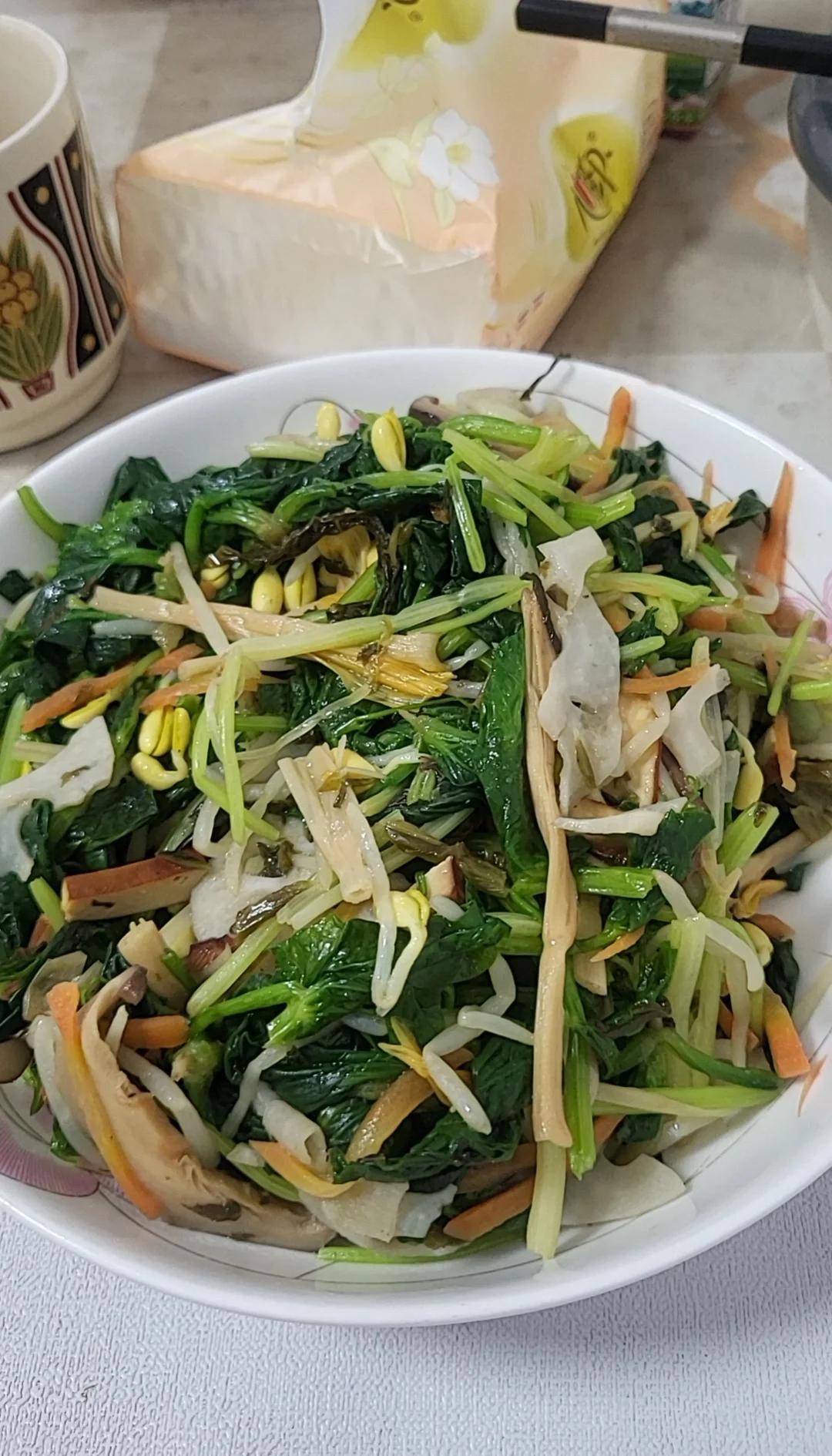 什锦菜的做法(什锦菜的做法都用什么调料)